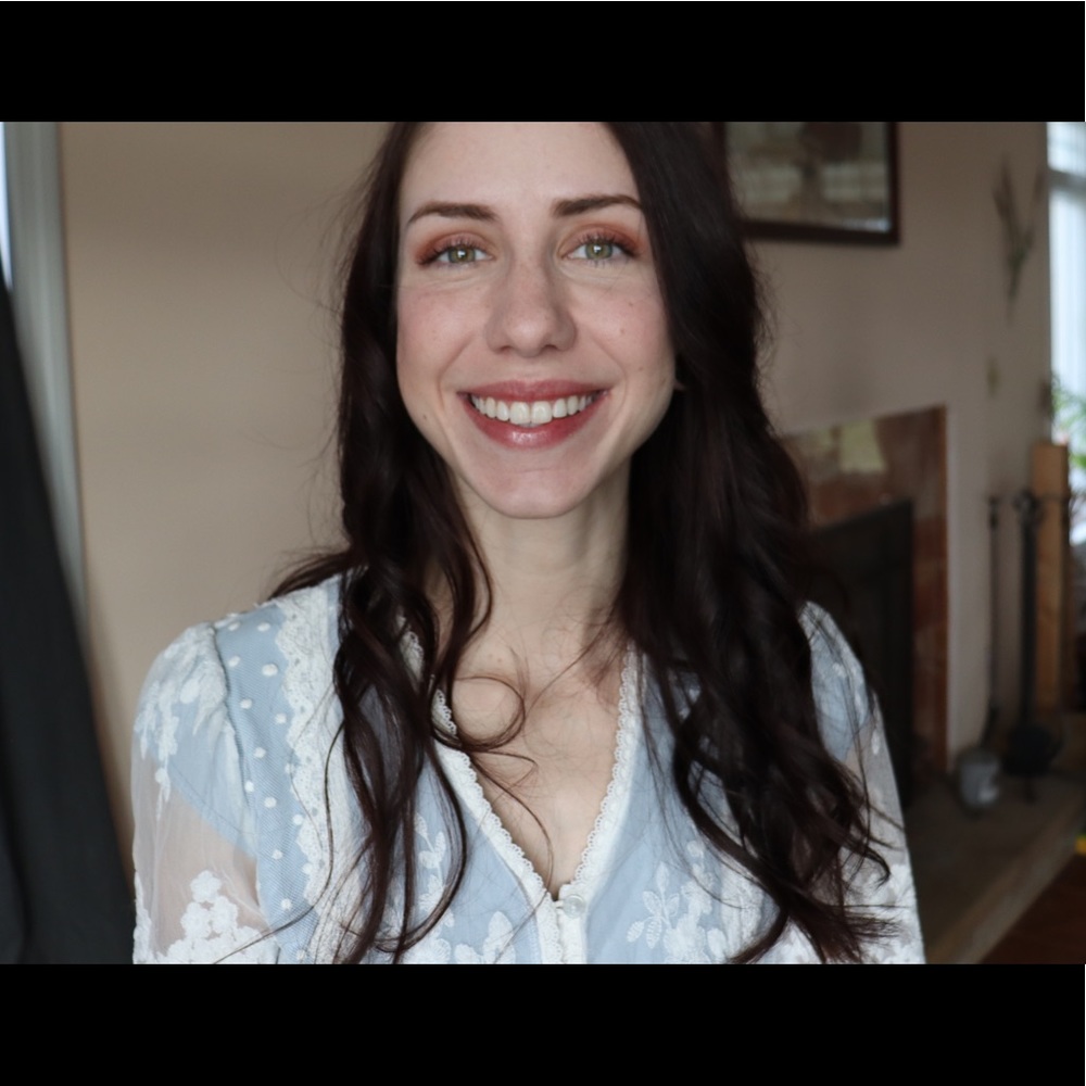 Meet your Posher, Amy